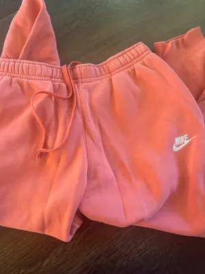 Women’s Coral Pink Nike Sweatpants thumbnail 4
