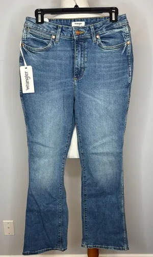 Wrangler- High Rise Bold Boot Blue Jeans thumbnail 1