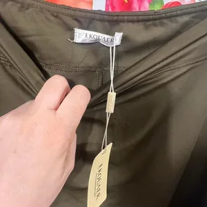 X15. Ekouaer khaki green skirt with built in shorts Size L thumbnail 2