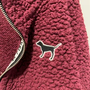 Maroon VS-Pink quarterzip thumbnail 2