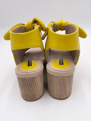 NEW Good Choice Kimora Sandal Heels Size 6 Bright Yellow Faux Leather Bow Detail thumbnail 7