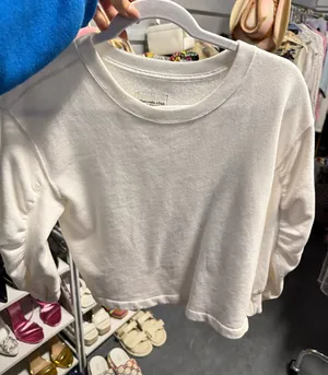 Abercrombie and fitch sweatshirt thumbnail 1