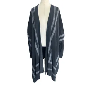 WHBM White House Black Market Ruana Poncho Wrap Border Print Lightweight thumbnail 7