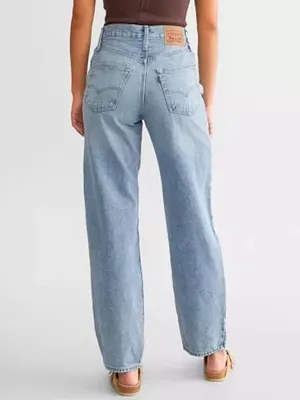 Levi's 94 Baggy Jeans in Light Touch Wash Size 26 Gently Used thumbnail 2