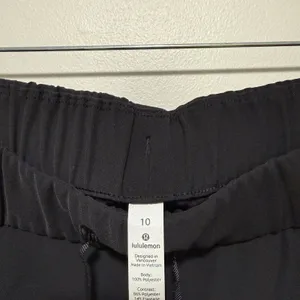 Lululemon On the Right Track Pant in‎ Black / White Size 10 thumbnail 4