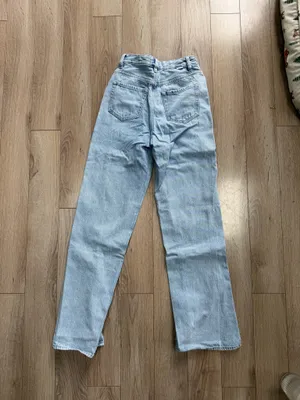 PacSun 90s Boyfriend Jeans Light Split Hem thumbnail 2