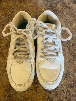 Varsity White Huddle Cheer‎ Athletic Sneakers thumbnail 1
