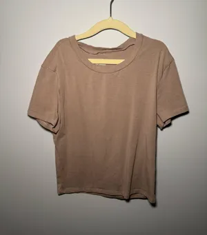 Abercrombie Baby Tee thumbnail 1