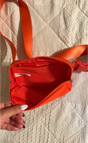 Lululemon Fanny Pack Crossbody thumbnail 3
