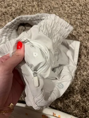 Lululemon Shorts thumbnail 7