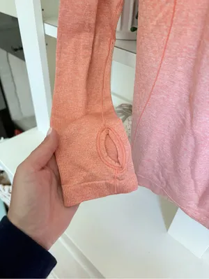 Nike Women's Coral Long-Sleeve Athletic Top thumbnail 4
