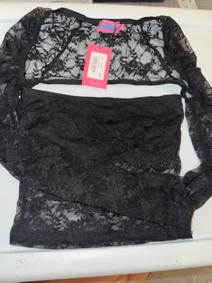 Edikted Sheer Lace Two Piece Top thumbnail 2