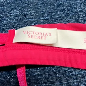 Victoria's Secret Bra Sz L Fuchsia thumbnail 3