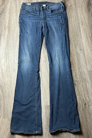 True Religion “Jennie” Curvy Bootcut Jeans Size 28 thumbnail 1