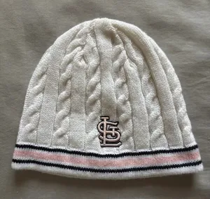 Urban Outfitters Cute Cable Knit Beanie thumbnail 1