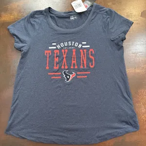 Houston Texans Women’s Medium new Era T-shirt Sportswear H-town tee casual NFL thumbnail 1