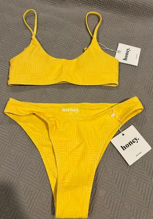 Honey Swim Bikini New With Tags Never Worn thumbnail 3