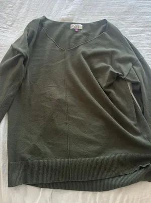 SO Green Sweater thumbnail 1