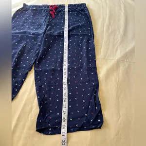 😴❤️Tommy Hilfiger women’s Pajama Set in Navy with Pink Trim Size L thumbnail 8