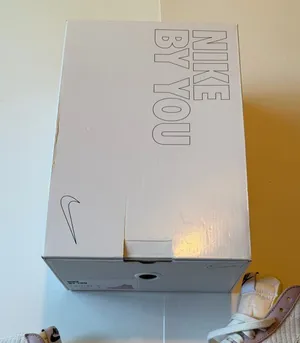 Nike Blazer Mid ‘77 High Tops thumbnail 1