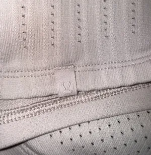 Lululemon Cropped Tank thumbnail 3