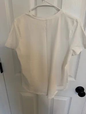Lululemon t shirt thumbnail 2