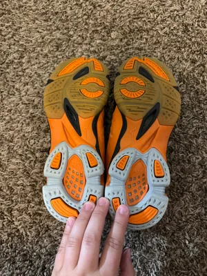 Mizuno Wave Lightning Volleyball Shoes Orange Black thumbnail 4