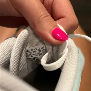 Adidas Pastel Green Trainers with White Accents thumbnail 7