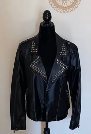 Ashley outerwear faux jacket EUC thumbnail 1
