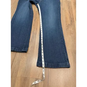 Levi's Classic Bootcut Jeans Women 16M Dark Wash Stretch Flattering Everyday Den thumbnail 7