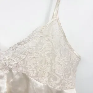 Intimo Amore Womens Y2K Ivory Lace Pearl Trim Romantic Bridal Cami Top Size M thumbnail 4