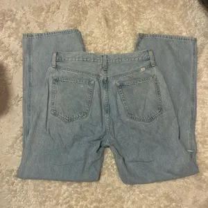 Aritzia Sunday Best Jupiter Jeans thumbnail 2
