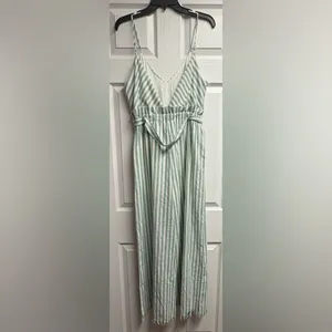 Main Strip Boutique Brand Linen/Cotton Blend Striped Jumpsuit Size Medium thumbnail 4
