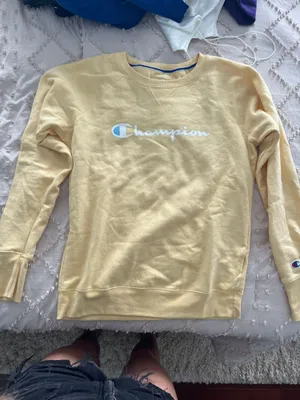 Crewneck thumbnail 1