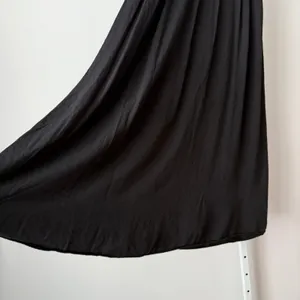 Y2K Love21 XS Black‎ Maxi Skirt Pleated Minimalist Casual Whimsigoth Witchy Boho thumbnail 7