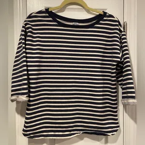 Gap Fit Size M Blue Cream Stripe Crew Neck 3/4 Sleeve Cotton Terry Sweatshirt thumbnail 1