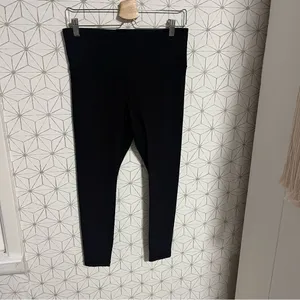 Athleta Elation Rib Tight Black thumbnail 2