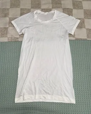 Lululemon Swiftly Tech‎ Short Sleeve 2.0 size 6 thumbnail 1