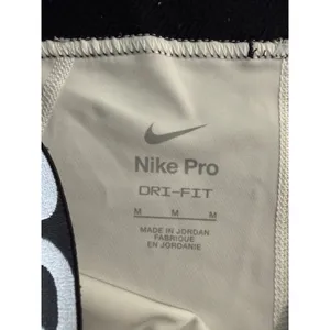 Nike Pro Dri-FIT 3 Inch Compression Shorts White Black CZ9857-100 Womens Medium thumbnail 4