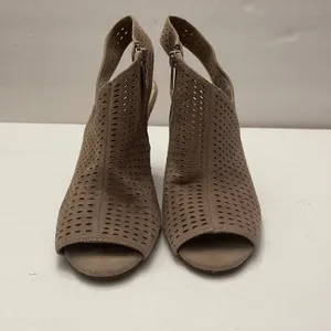 Vince Camuto Kellija Taupe Suede Perforated Peep Toe Block Heel Booties Size 7.5 thumbnail 2