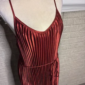 Bohme Women Rust Copper Pleated Satin Midi Dress Spaghetti Strap V-Neck Large thumbnail 2