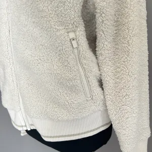Athleta Tugga Jacket Womens M Sherpa Teddy Fleece Full Zip Cozy Ivory‎ Medium thumbnail 8