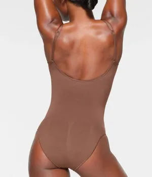 SKIMS NEW! Sculpting Bodysuit S thumbnail 2