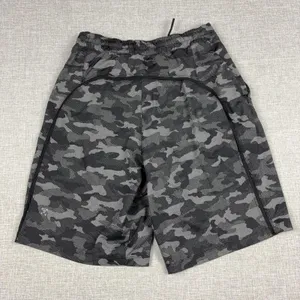 Lululemon Pace Breaker Shorts Mens Small Black Camo Athletic‎ 9 Inseam thumbnail 2