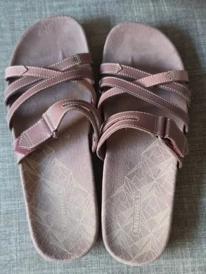 Merrell slide sandals Marron suede 2 Sized Shoes size 9 & 10 thumbnail 2