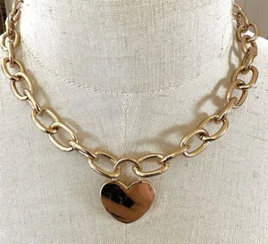 Gold tone chain heart pendant necklace thumbnail 1