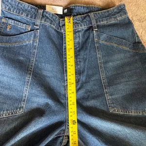 Frye Barrel Jean Medium Wash High Rise Button Fly Denim Size 8 NEW thumbnail 8