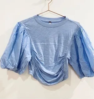 Free people light blue puff sleeve top NEW thumbnail 1