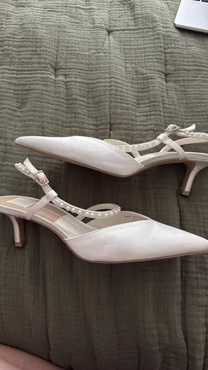 DV by Dolce Vita White Satin Kitten Heels thumbnail 6
