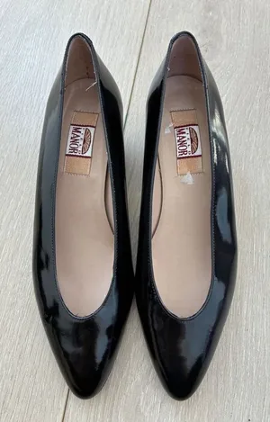 Field & Manor Black Patent Leather Pointed Toe Block Pumps Made in‎ Italy S 6.5 thumbnail 1